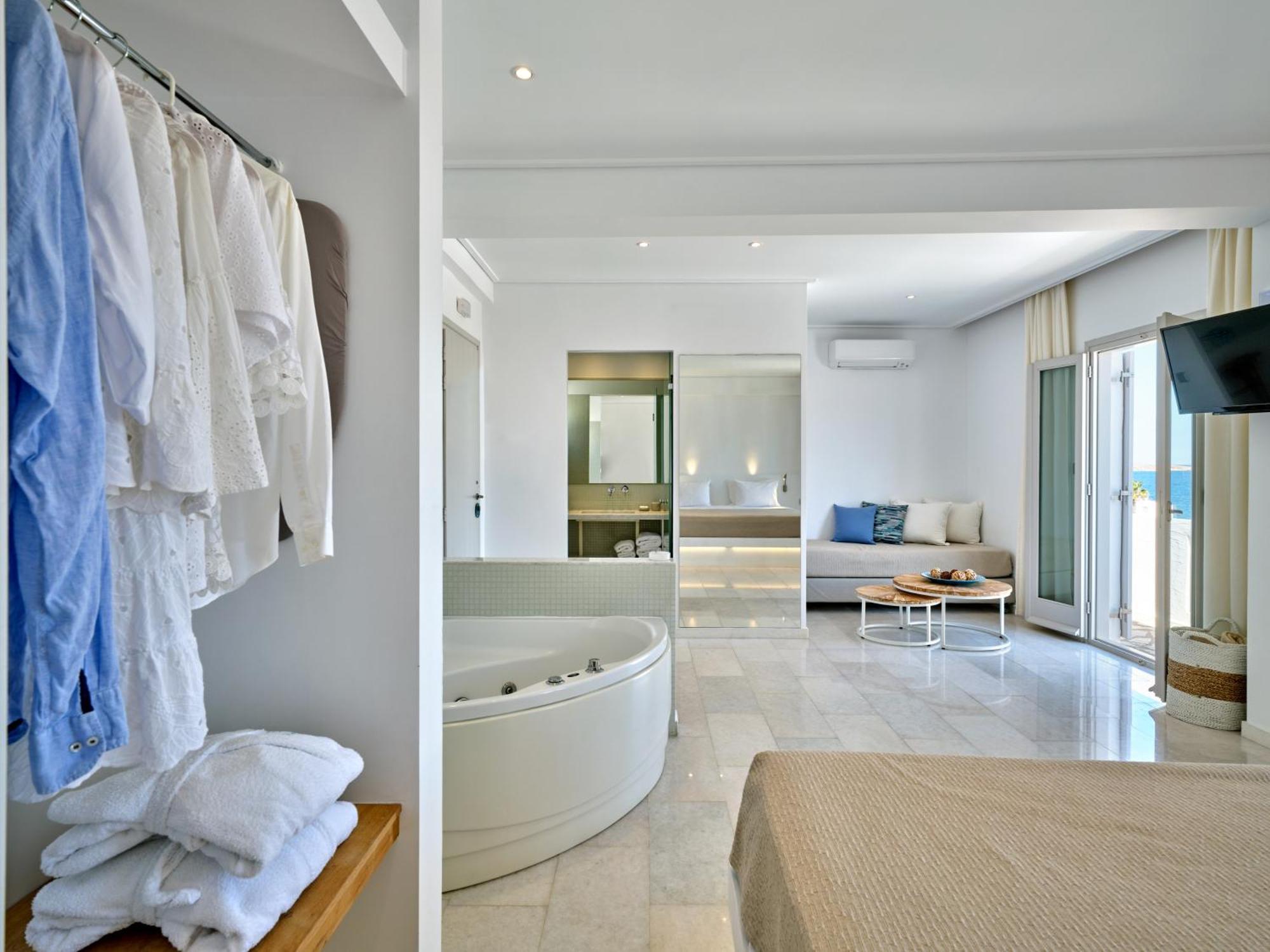 Kanale'S Rooms & Suites Науса Экстерьер фото